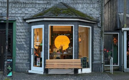 Café mit Altbauflair