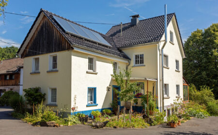 Haus mit Charme + eigenem Wald